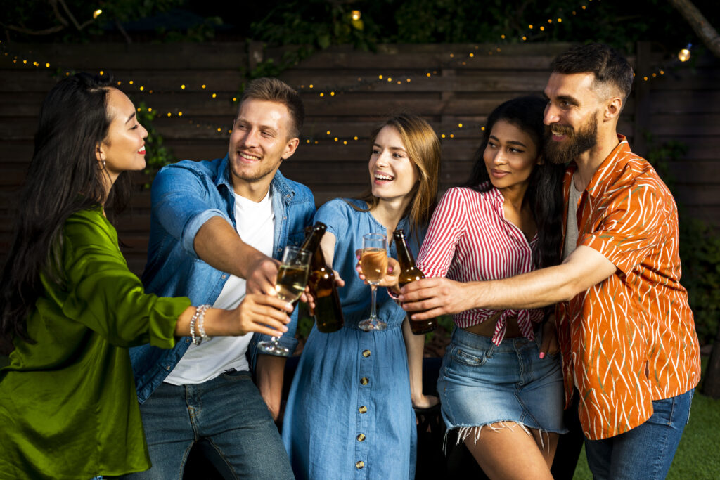 Fiestas y convivencia al compartir piso con amigos