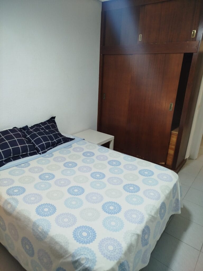 Alquilo habitación en piso compartidolos Garres murcia — foto 1