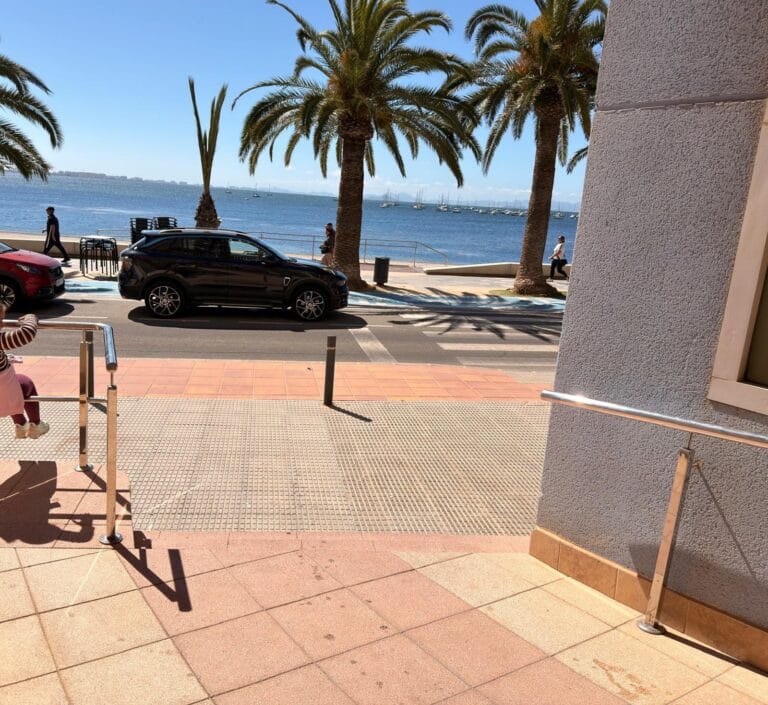 Primera línea de playa 2 hab | Paseo marítimo | Ideal familias
