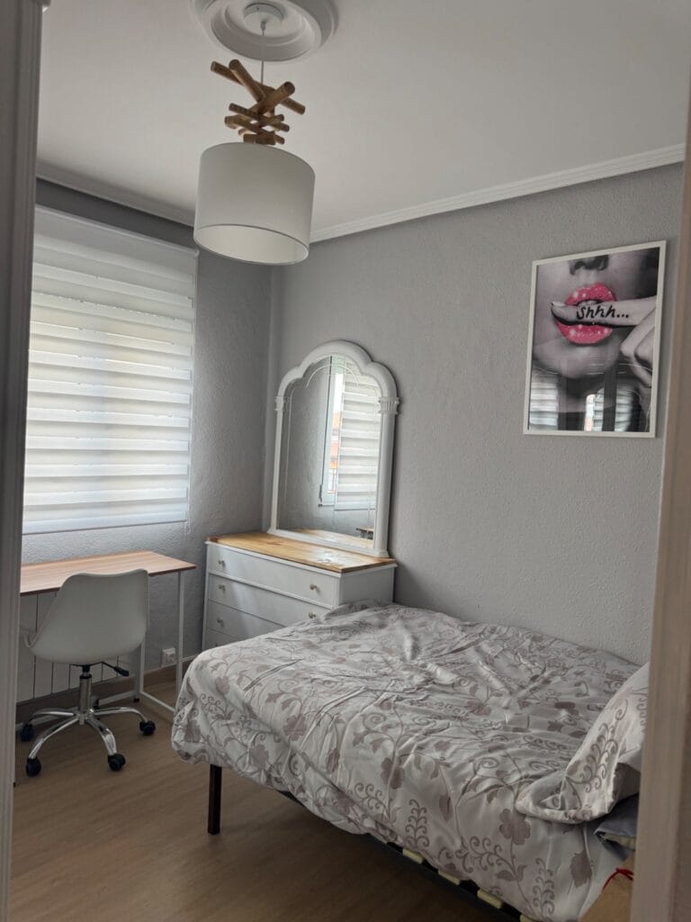 Habitaciones estudiantes o valdecilla — foto 4