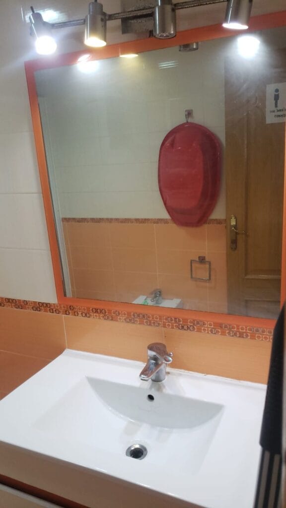 ¿Buscas una habitación en un piso tranquilo y cómodo para ti o para ti y tu pareja? — foto 2