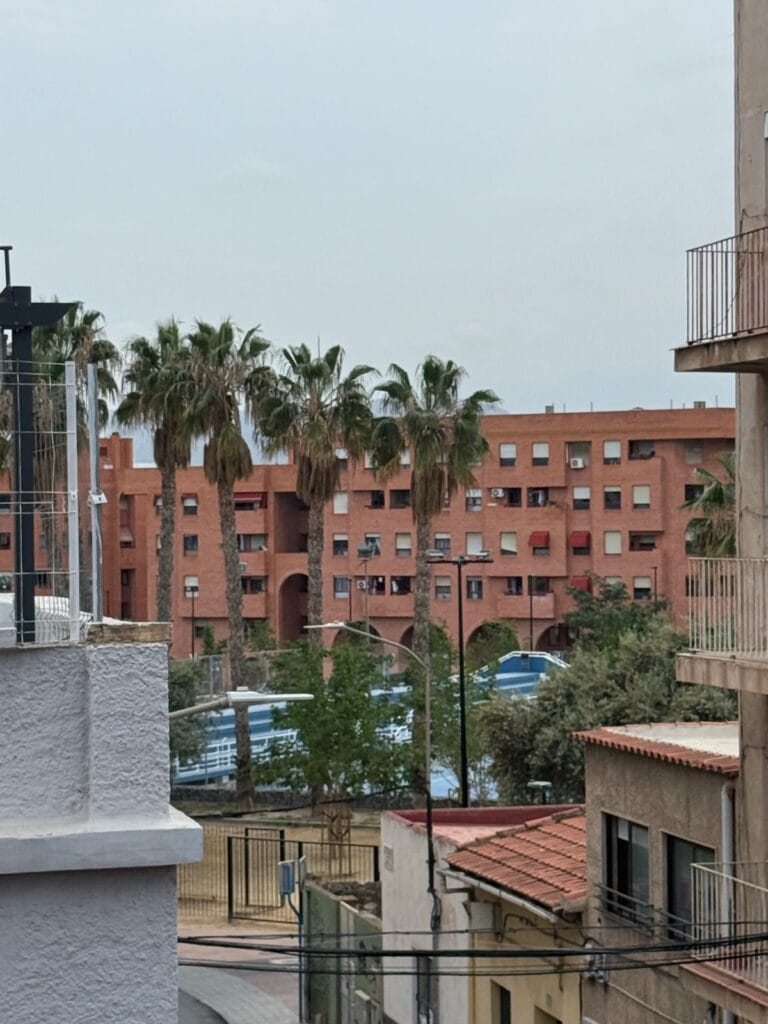 Pido de 3 habitaciones en centro de Alicante — foto 9
