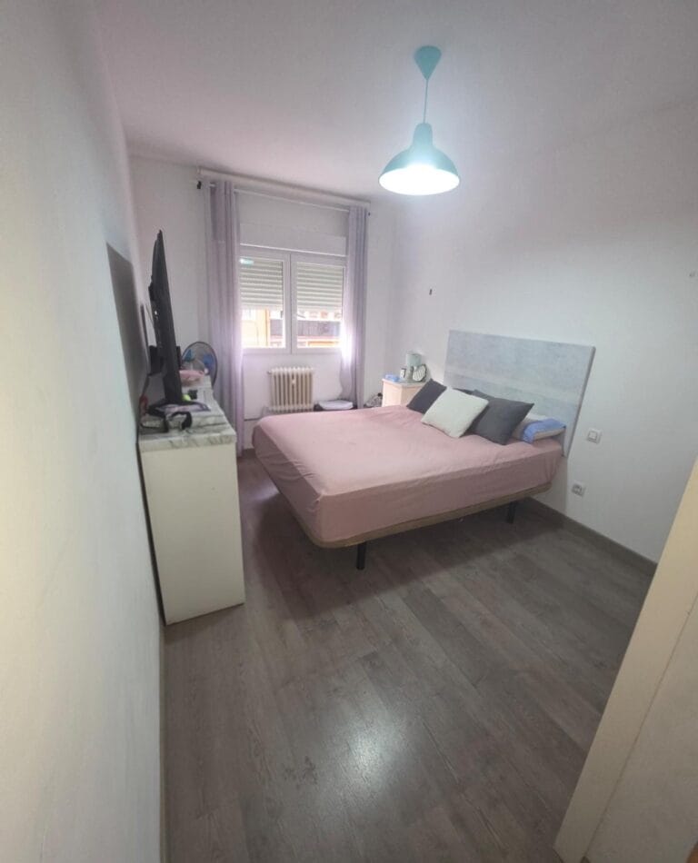 Habitación grande Alcalá de henares