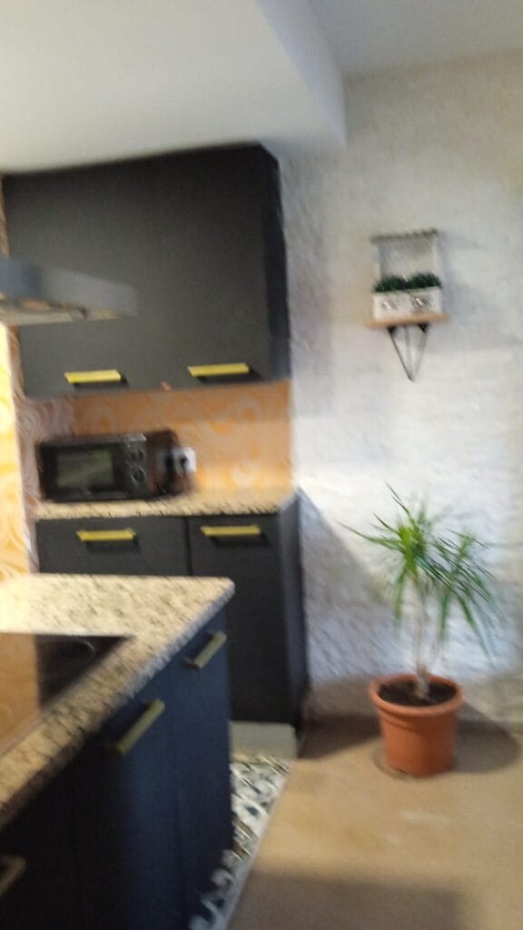 Se alquila habitación en plaza la viña 400 euros — foto 8