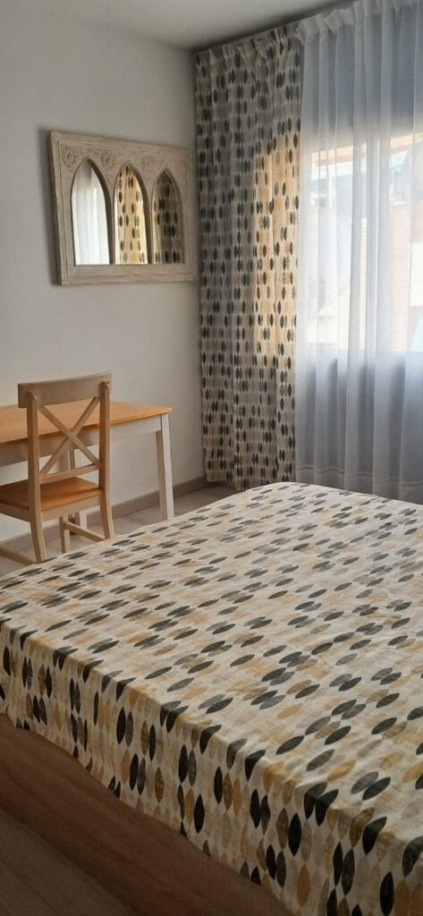 Se alquila habitación en Florida Portazgo 320 — foto 4