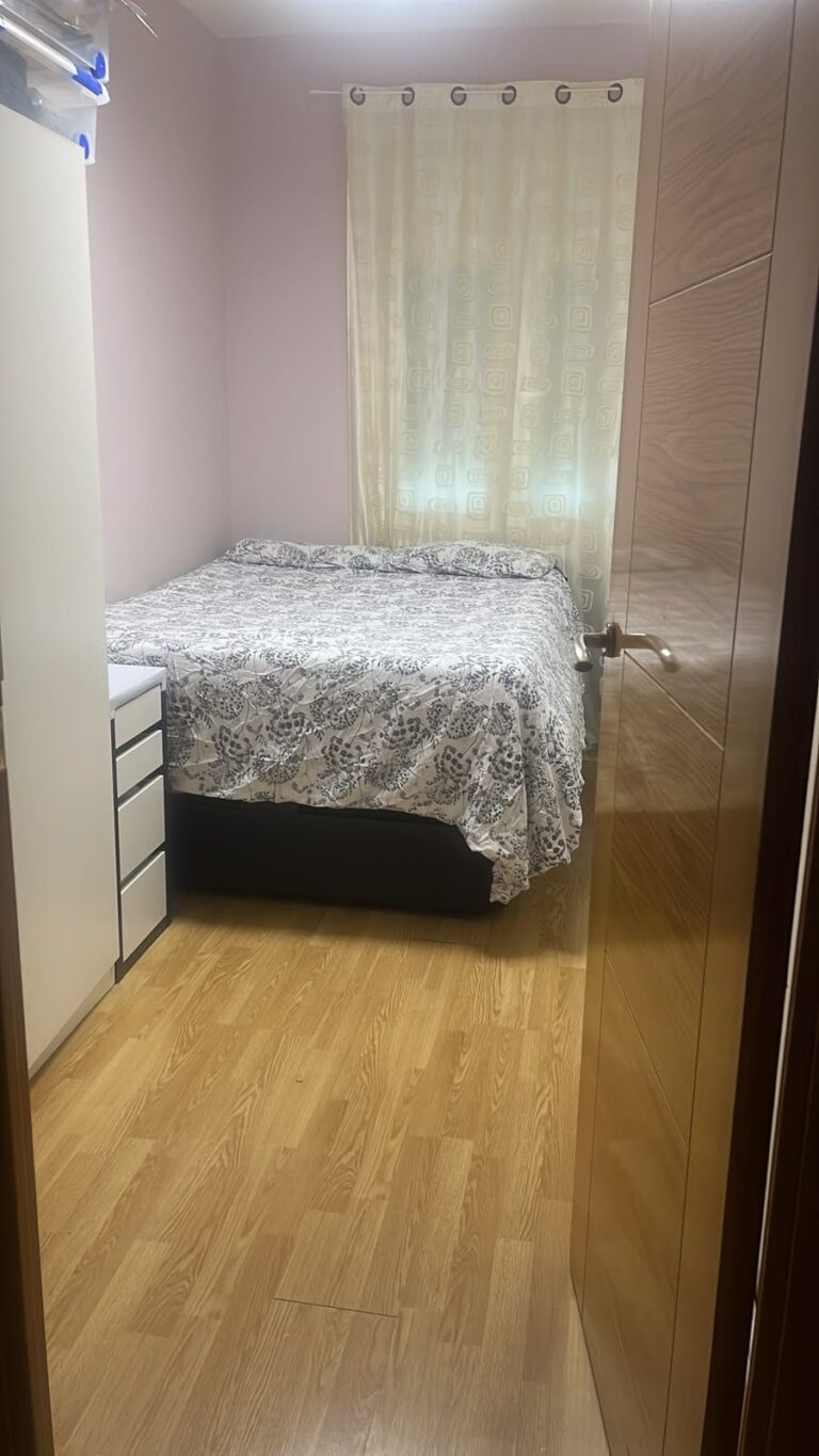 Alquilo habitacion