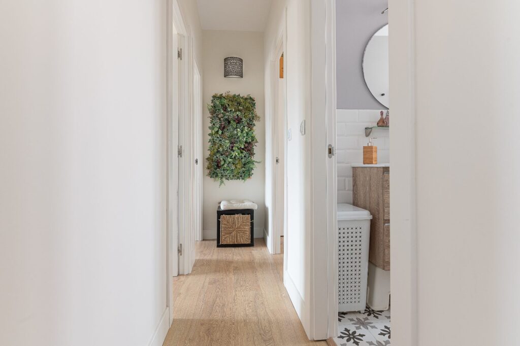 UNA HABITACIÓN EN ZONA TRANQUILA Y BIEN COMUNICADA — foto 1