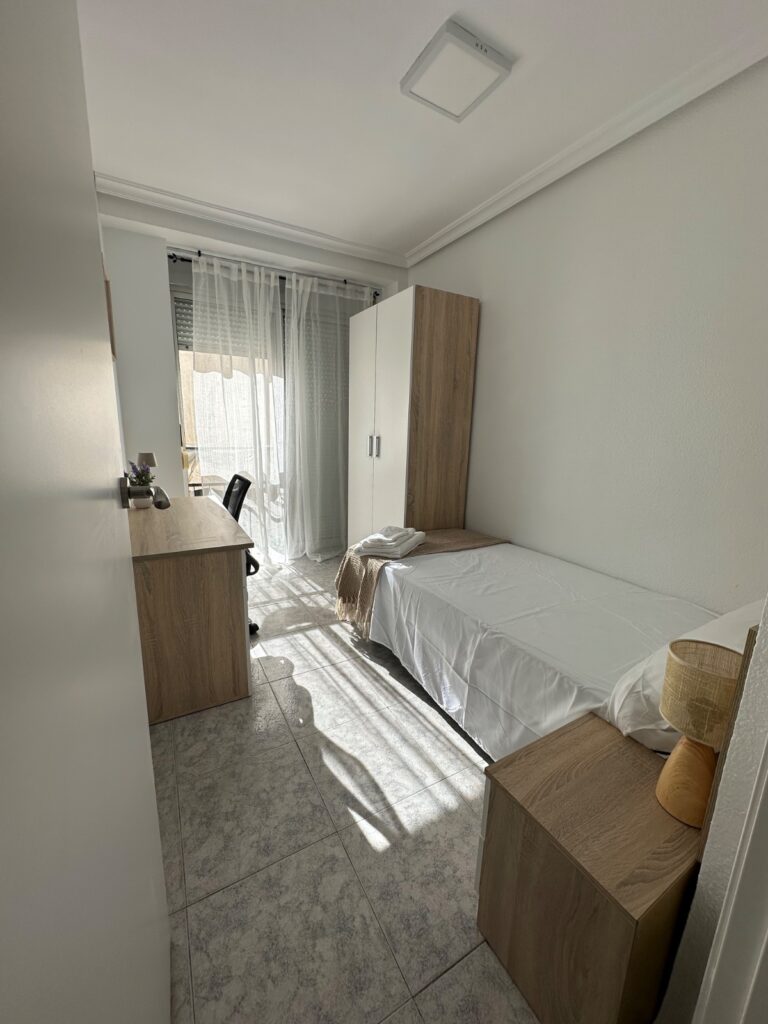 Alquiler de habitaciones junto universidad — foto 3