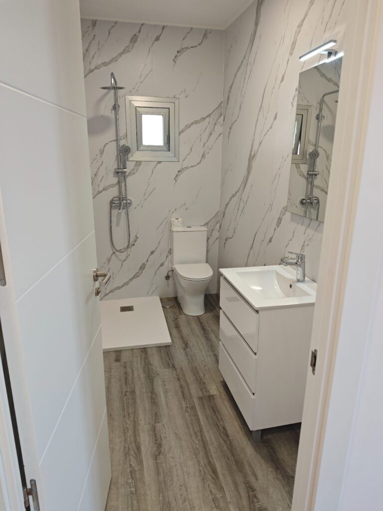 Casa con jardín y 4 habitaciones al lado de la playa de Canido Vigo — foto 5