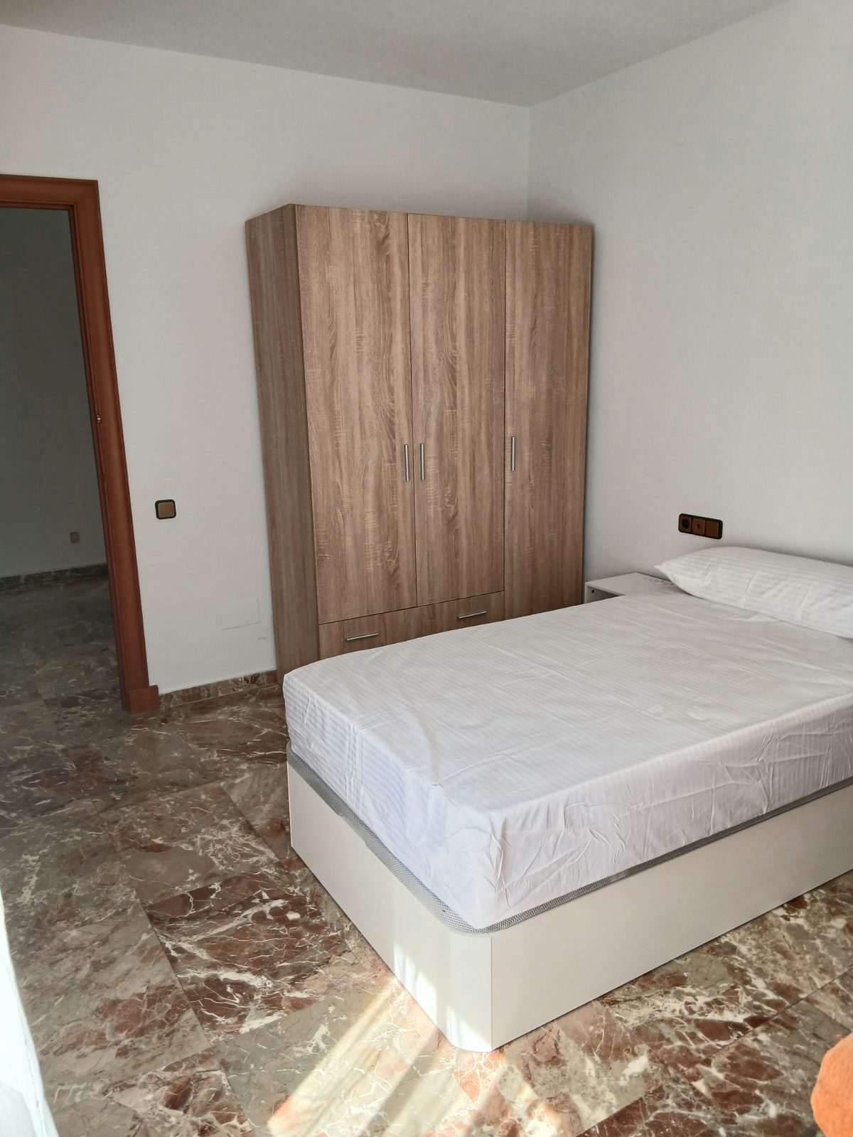 Alquilo habitación a mujer sola en Ejido