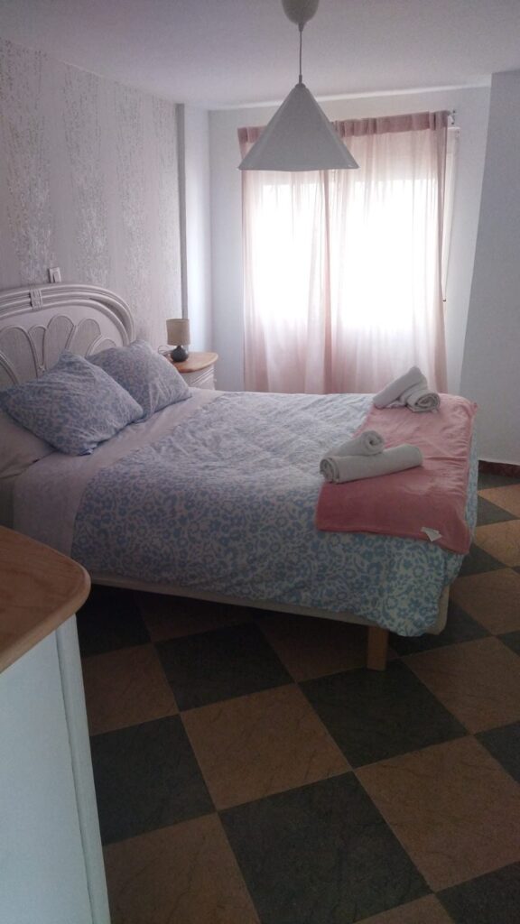 Habitacion con baño privado — foto 1