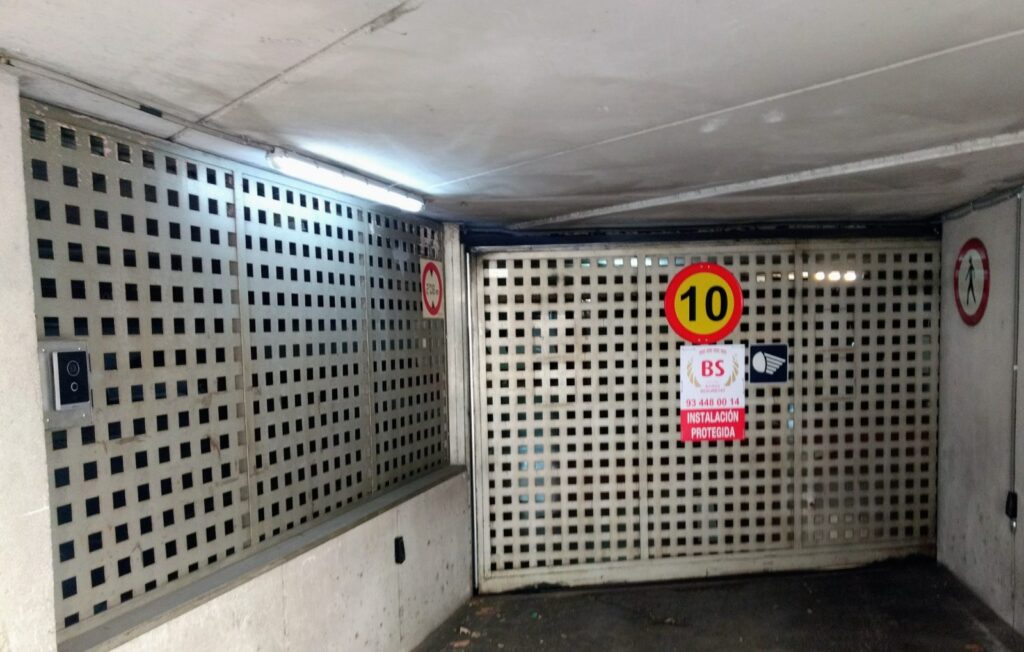OPORTUNIDAD DE 2 EXCELENTES PLAZAS DE PARKING CONTIGUAS, DE CONCESIÓN ADMINISTRATIVA — foto 7