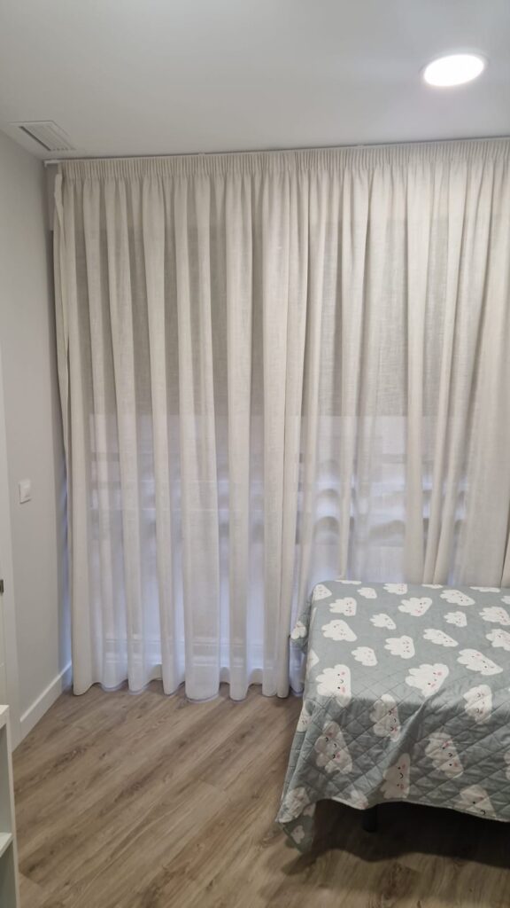 Alquilo habitación con baño y aire acondicionado en piso nuevo y centrico — foto 6