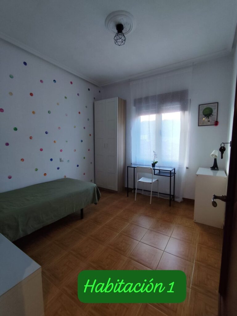 Habitación céntrica y con servicios incl — foto 2